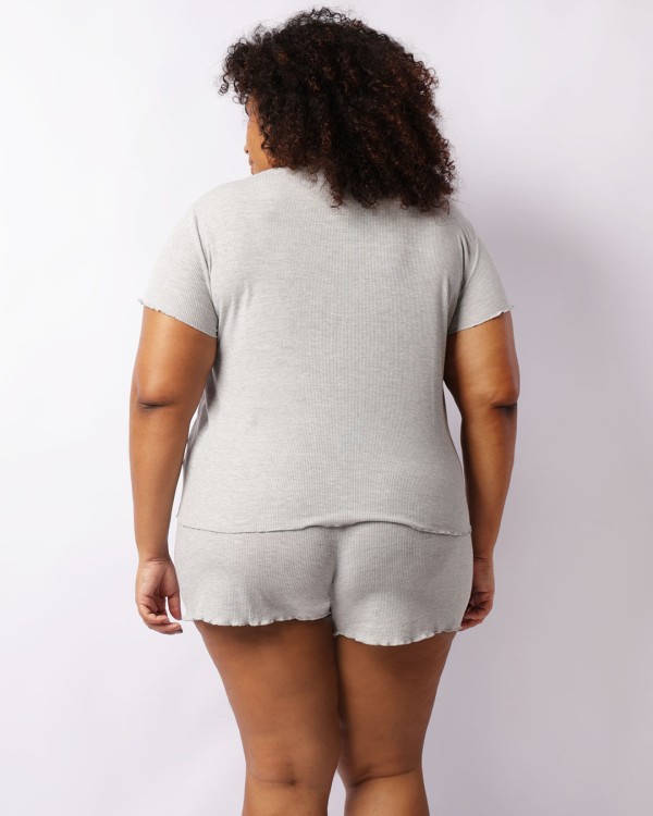 Encontraproduto.com.br - Pijama Plus Size Feminino Canelado Curto Com Frufru Cinza