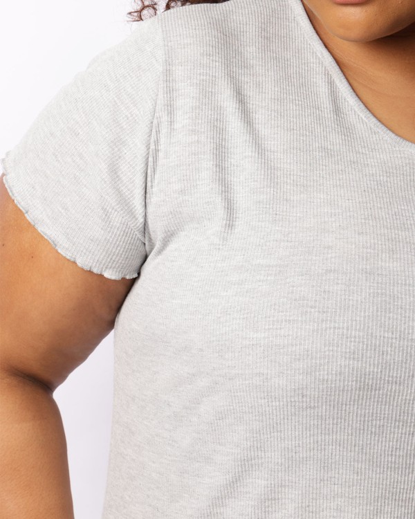Encontraproduto.com.br - Pijama Plus Size Feminino Canelado Curto Com Frufru Cinza