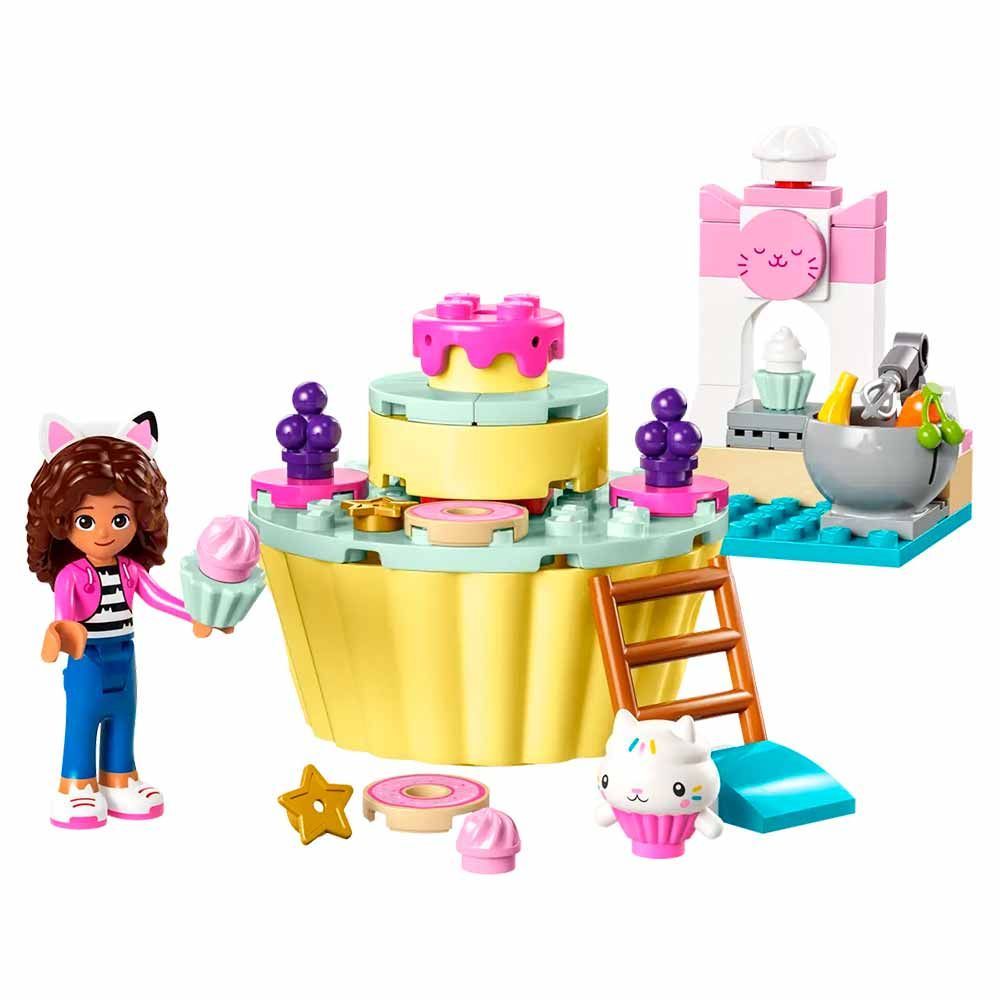 Encontraproduto.com.br - LEGO Set Gabbys Dollhouse 10785 Cozinha Divertida com o Bolinho 58 peças