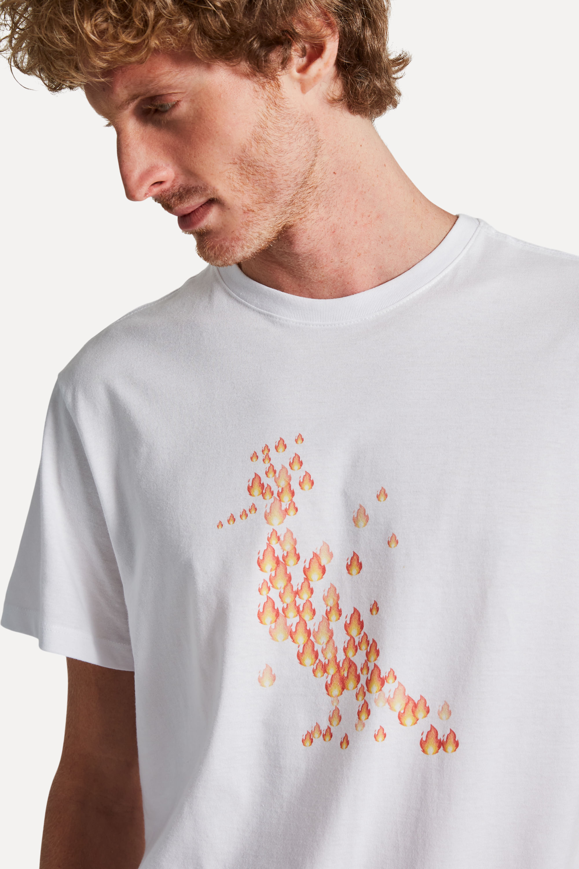 Camiseta Estampada Pica-pau Fogo