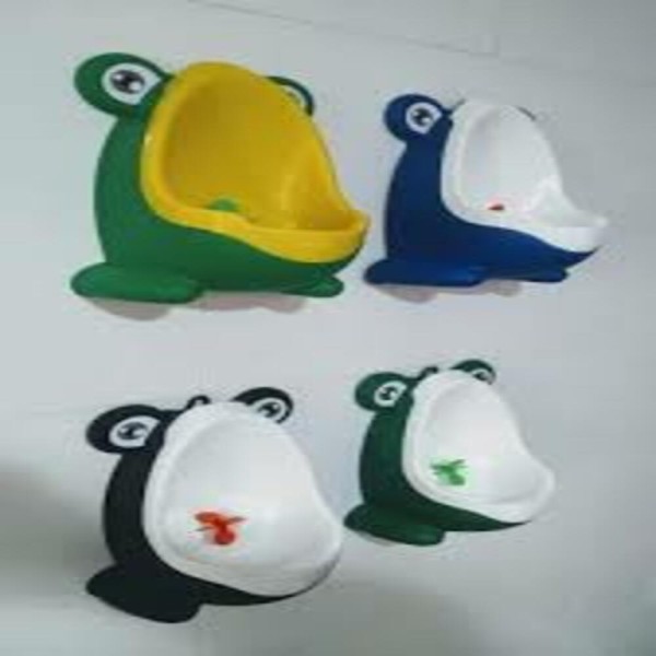Encontraproduto.com.br - PINICO MICTORIO INFANTIL SAPINHO DESFRALDE TRONINHO BEBE MENINO XIXI COM VENTOSA DE PAREDE PORTATIL Cinza