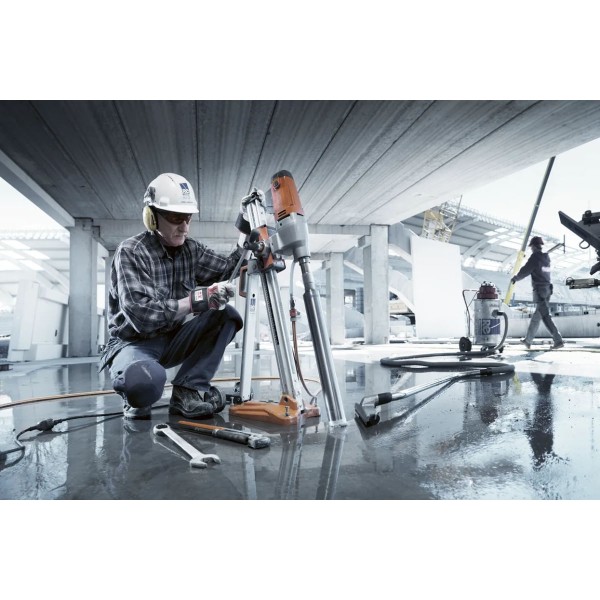 Encontraproduto.com.br - Perfuratriz de Parede/Piso com Suporte Husqvarna DMS240 2400W 220/240V