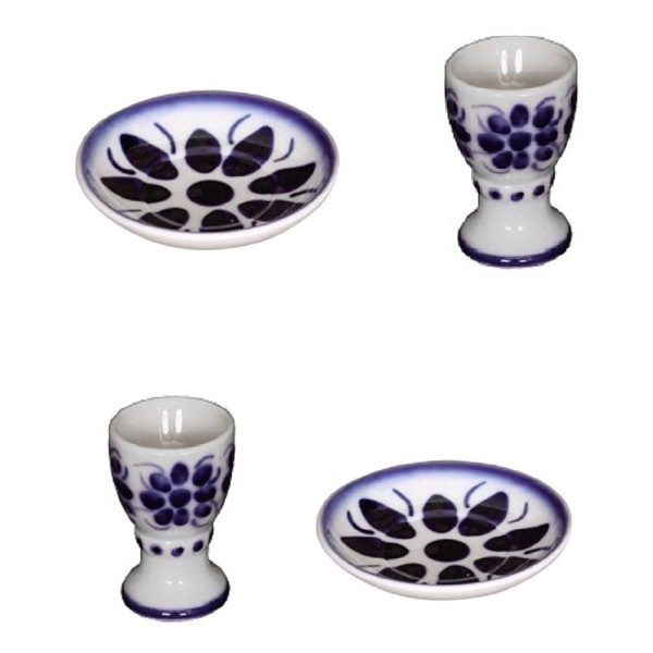 Encontraproduto.com.br - Dois Porta ovos de Porcelana, com Pires feito e pintados a mão, Monte Siao