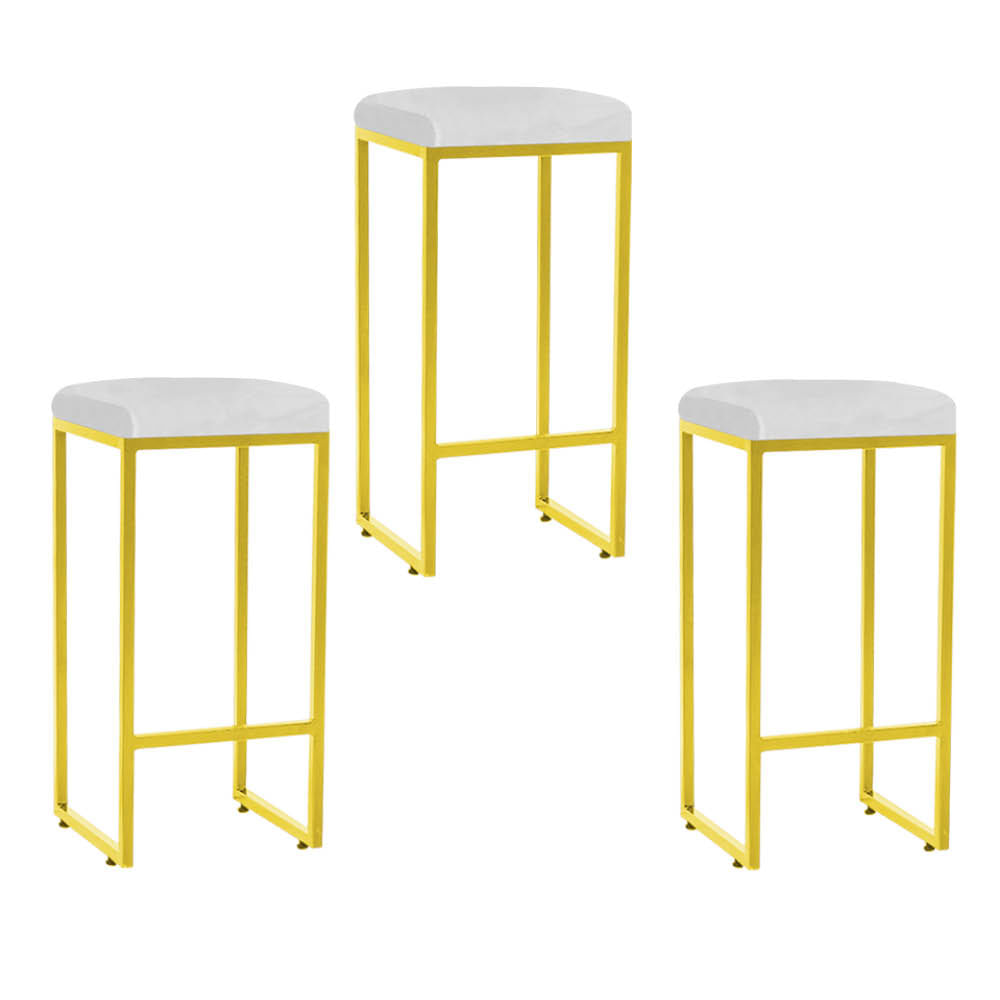 Kit 03 Banqueta Alta Lara Para Cozinha Bar Balcão Bistrô Churrasqueira Ferro Dourado Suede Branco - Ahazzo Móveis