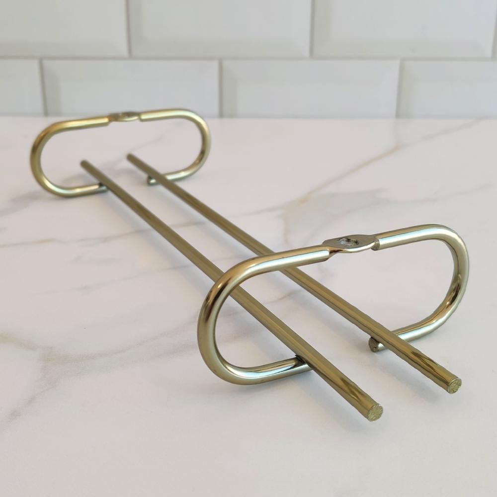 Encontraproduto.com.br - Kit 10 Organizadores Suspensos Para Taças 25cm Suportes Porta Taças Retos Dourado