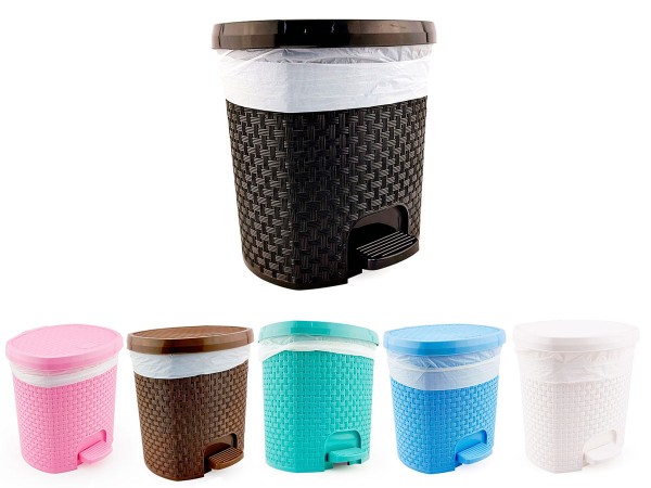 Kit 2 Lixeiras Rattan C/ Tampa Abertura Pedal Plástico Capacidade de 6 Litros Para Cozinha Escritório