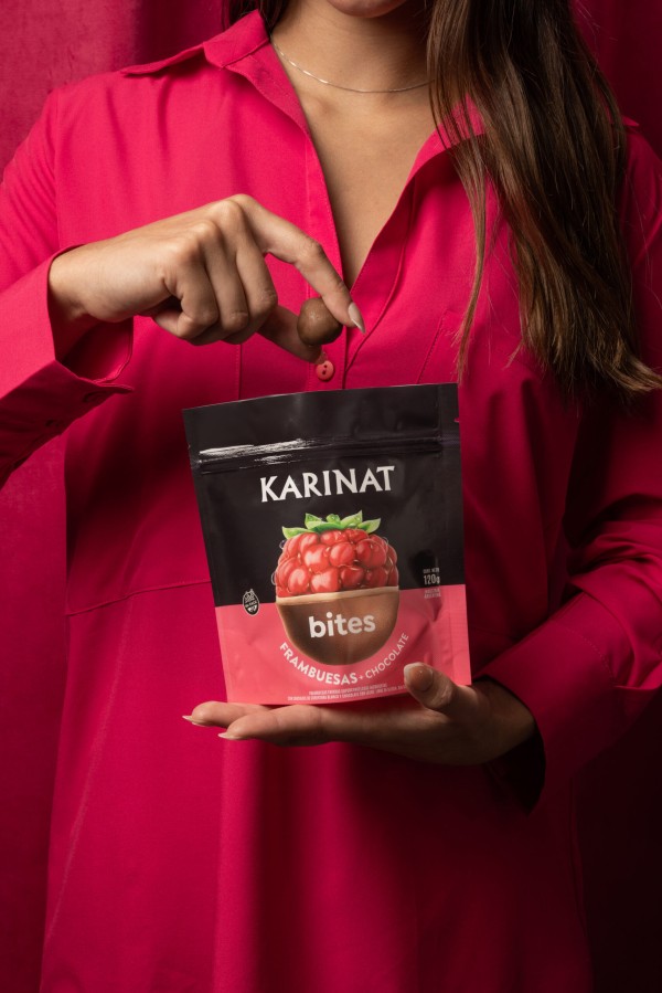 Encontraproduto.com.br - Framboesa KARINAT Com Chocolate 120g