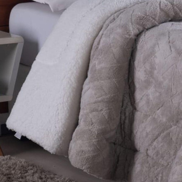Encontraproduto.com.br - Edredom Coberdrom Oryon Queen Sherpa E Manta Alto Relevo - Bege