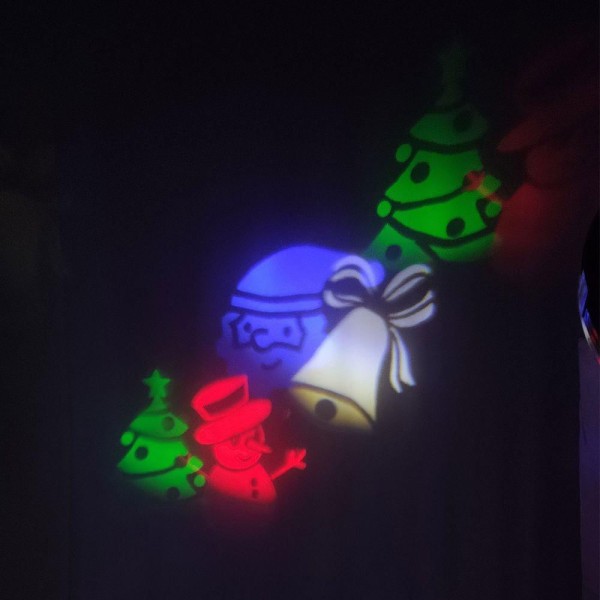 Encontraproduto.com.br - Lampada Projetor Natal Led Natalino E27 Papai Noel Flocos De Neve Arvore De Natal Decoraçao Fachada