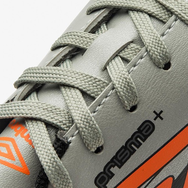 Encontraproduto.com.br - Chuteira Campo Umbro Prisma+ Jr