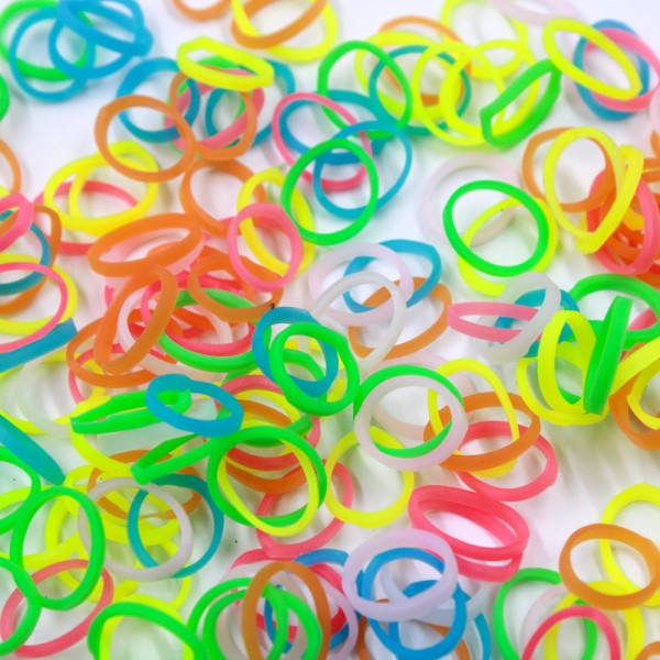 Encontraproduto.com.br - ELASTICO PARA CABELO 10MM COM 1000 PEÇAS