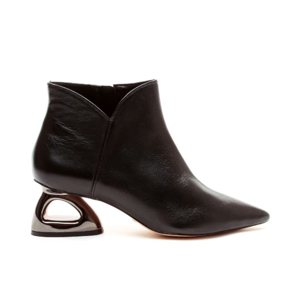 Encontraproduto.com.br - Bota Couro Preto Cano Curto Cecconello 2449001-1