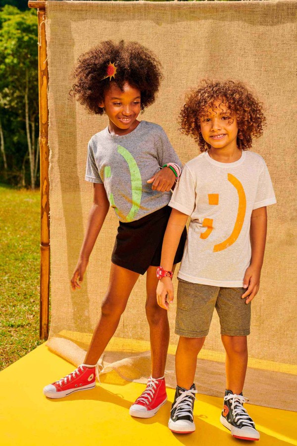 Camiseta infantil para meninos e meninas de malha Reviva com estampa de smile Brandili