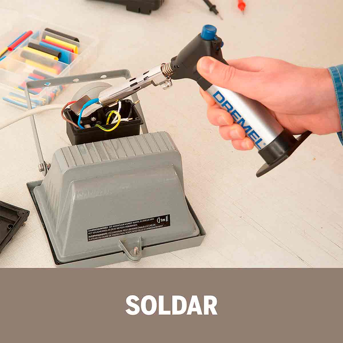 Encontraproduto.com.br - Minimaçarico Versaflame 0-1.200°C F0132200JA - DREMEL