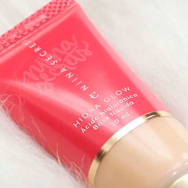 Encontraproduto.com.br - Base Liquida Hidra Glow 30ml Cor 00 - Niina Secrets