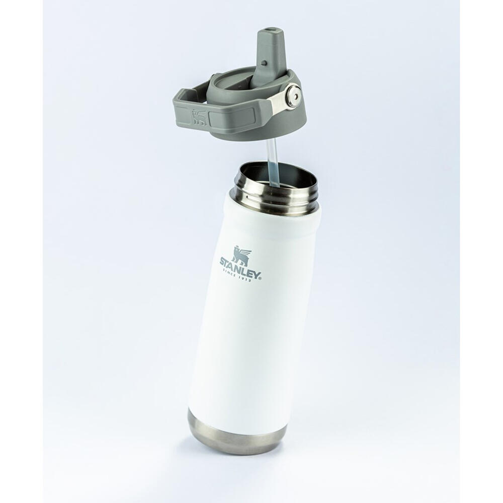 Encontraproduto.com.br - Garrafa Térmica Flip Straw Polar 615 ml Stanley