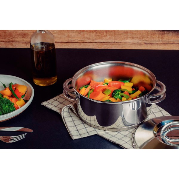 Encontraproduto.com.br - Caçarola Tramontina Solar Rasa em Aço Inox Fundo Triplo com Tampa e Alças 24 cm 4,7 L