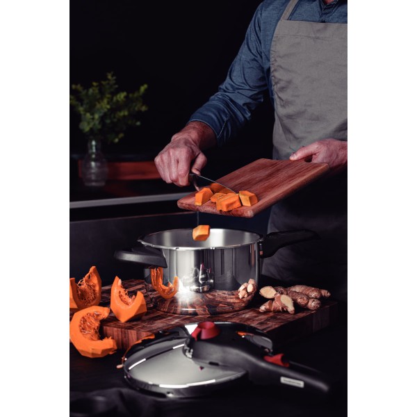 Encontraproduto.com.br - Panela de Pressão Tramontina Solar em Aço Inox Fundo Triplo 22 cm 6 L com Cozi Vapore em Aço Inox
