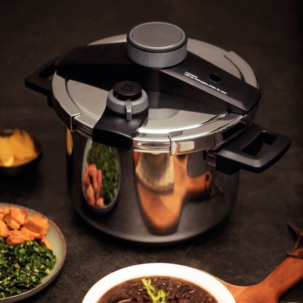 Encontraproduto.com.br - Panela de Pressão Tramontina Presto com Fundo Triplo 6 Litros