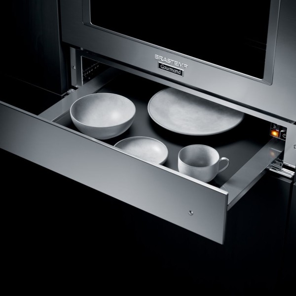 Encontraproduto.com.br - Gaveta Aquecida de embutir Brastemp Gourmand inox com capacidade de até 25kg - BOE15AR