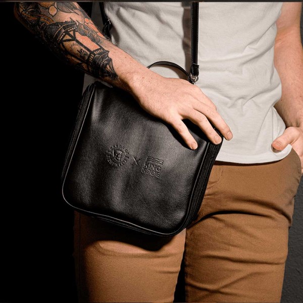 Encontraproduto.com.br - Necessaire Viagem KING&JOE e BARBA DE RESPEITO