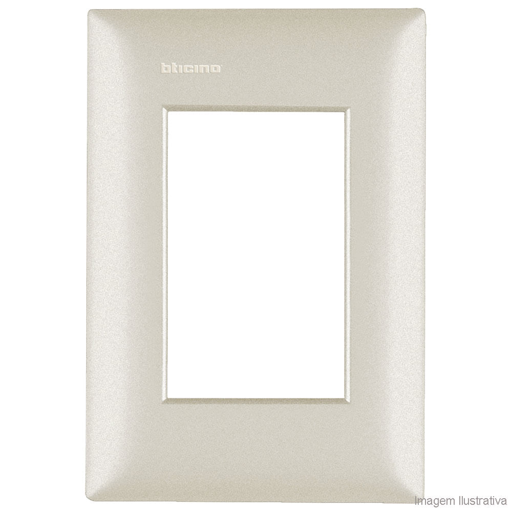 Placa 4x2 3 módulos pérola Thesi Bticino