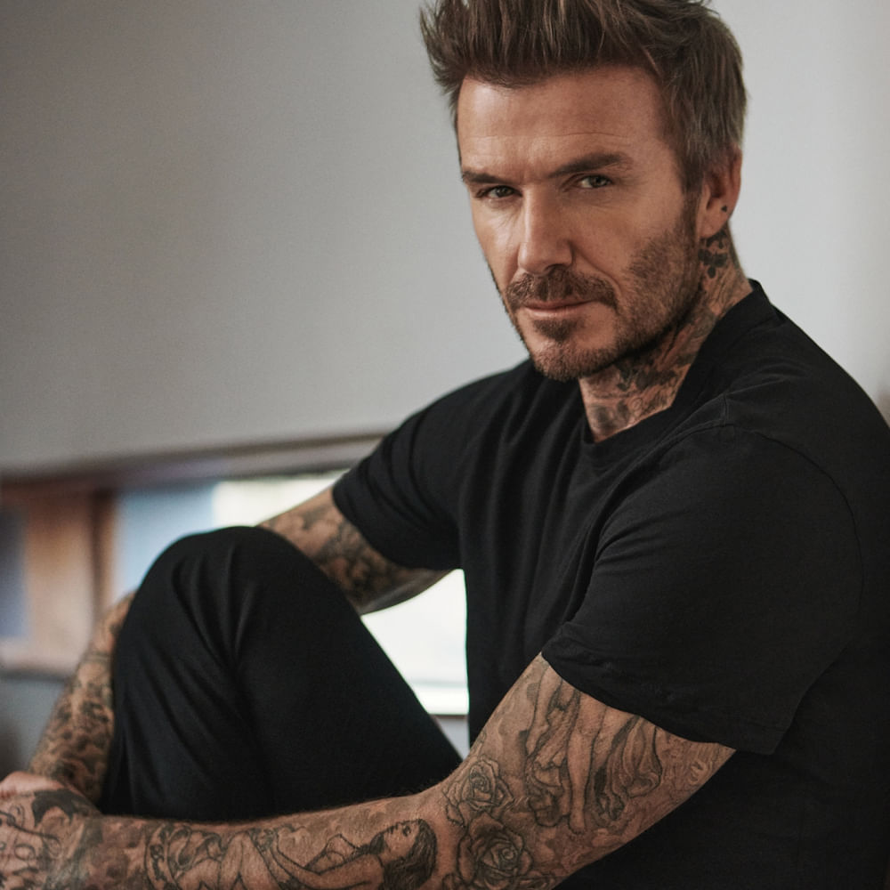 Encontraproduto.com.br - Kit Perfume David Beckham Classic Blue Masculino Eau de Toilette 50 ml + Nécessarie