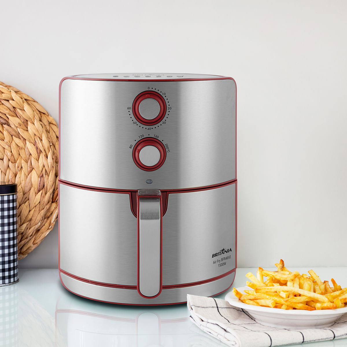 Encontraproduto.com.br - Air Fryer Britânia 4,6L Antiaderente 1500W BFR46VI