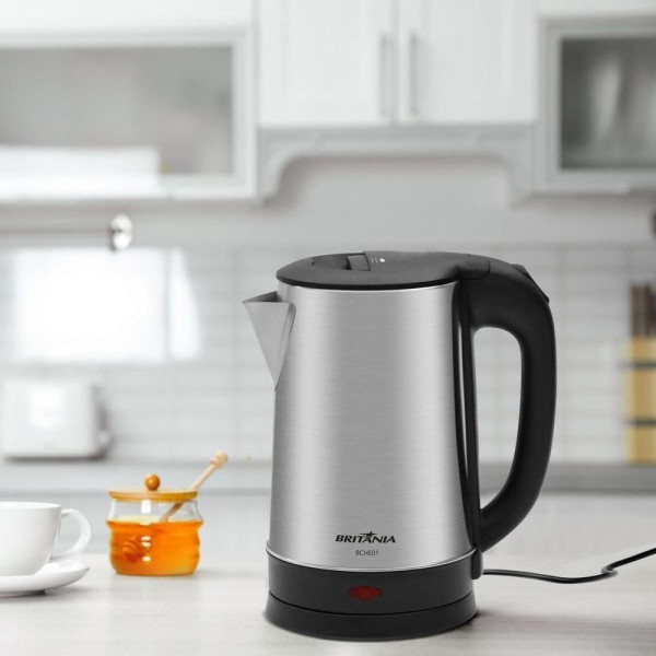 Encontraproduto.com.br - Chaleira Elétrica Britânia 1,6L 1500W Base 360° BCHE01 127V
