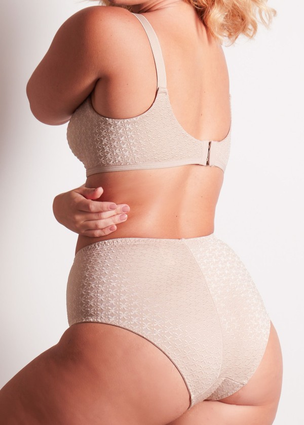 Encontraproduto.com.br - Sutiã Cobertura Total Nordic BEIGE FONCÉ
