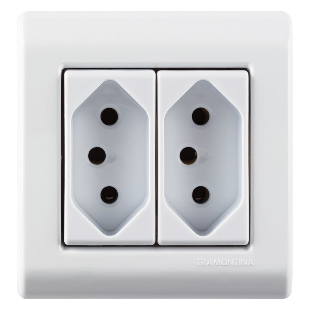Encontraproduto.com.br - Caixa Com Tampa 2 Tomada 2P+T 20A/250V