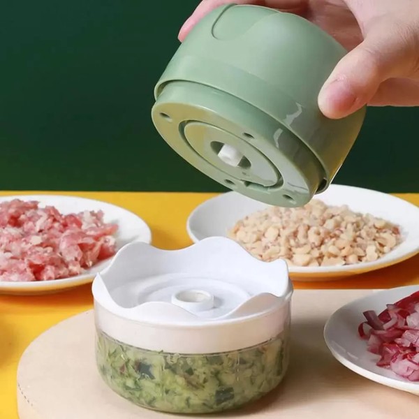 Encontraproduto.com.br - Mini Processador Elétrico com 3 Lâminas de Inox e Recarga USB Triture Alho e outros Alimentos Bivolt - Verde