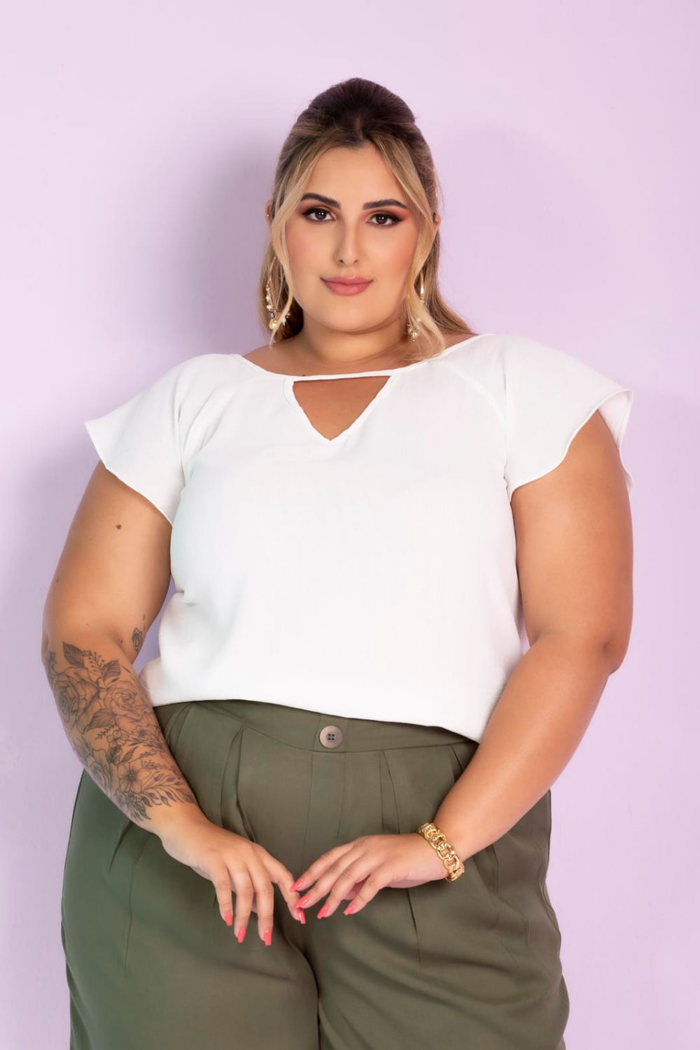 Encontraproduto.com.br - Blusa Amarração Pietra Branco Plus Size