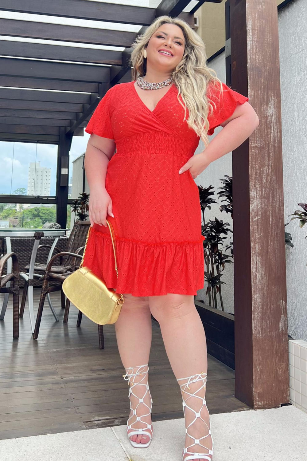 Encontraproduto.com.br - Vestido Curto Laise Plus Size VERMELHO