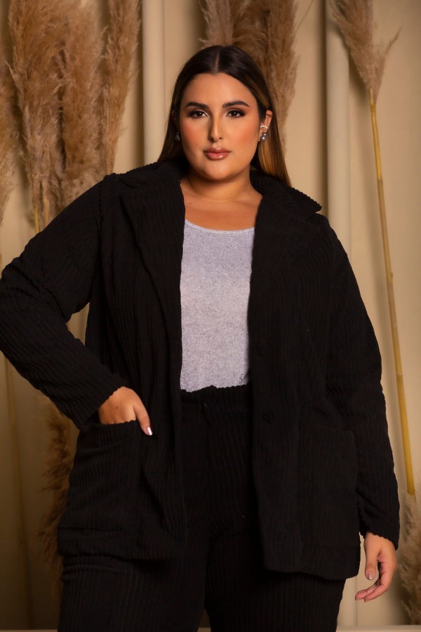 Blazer Veludo Bolso Lateral Plus Size PRETO