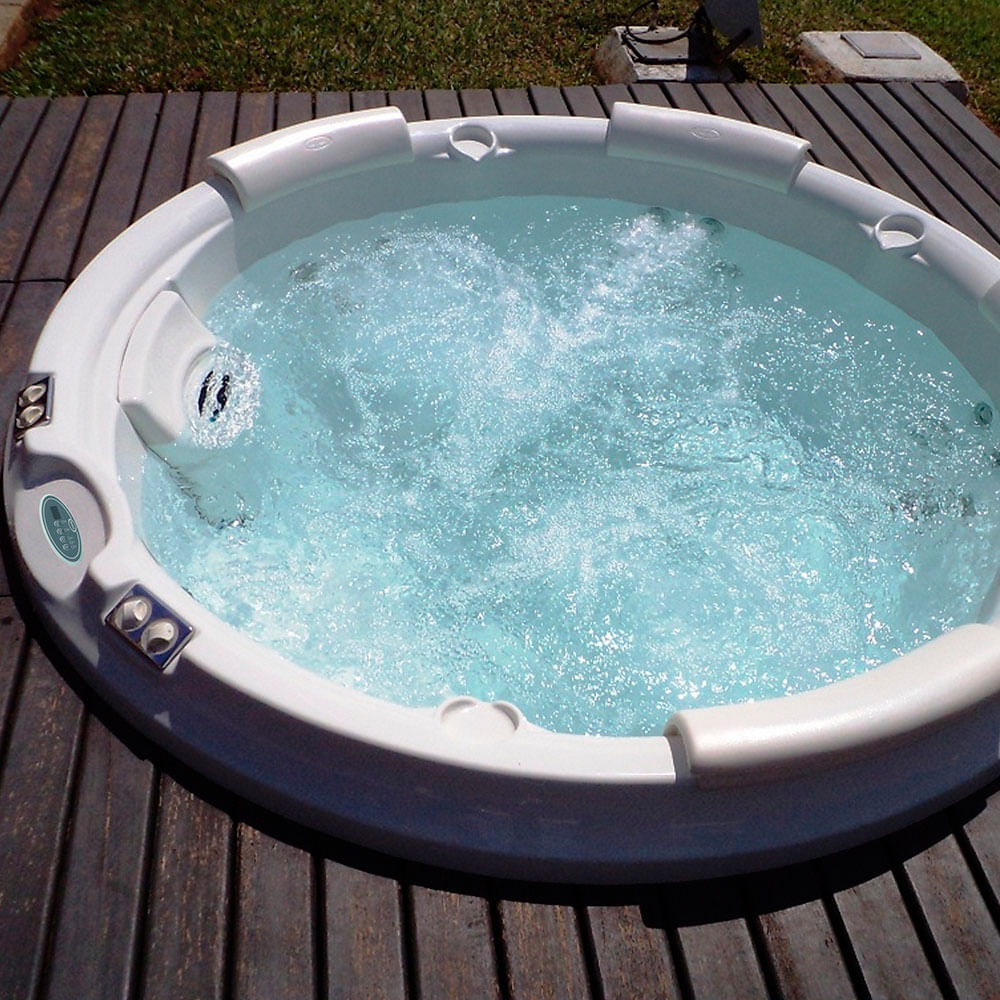 Encontraproduto.com.br - Banheira SPA Hidromassagem J180 com 8 jatos 180x88cm para 4 pessoas com aquecedor e apoio cabeça, sem fechamento - Jacuzzi®
