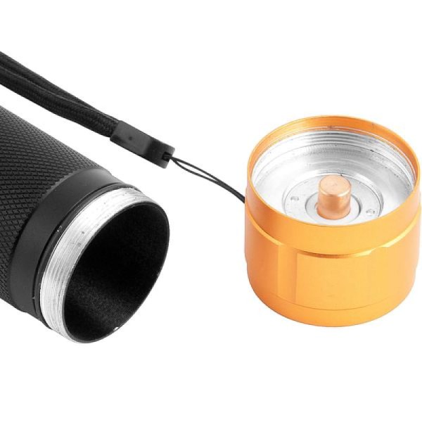 Encontraproduto.com.br - Lanterna superled cree llv2500 3AAA - Vonder