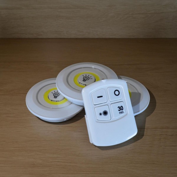 Encontraproduto.com.br - Cristaleira c iluminação 2 Portas 1 Gaveta Ditália E-954
