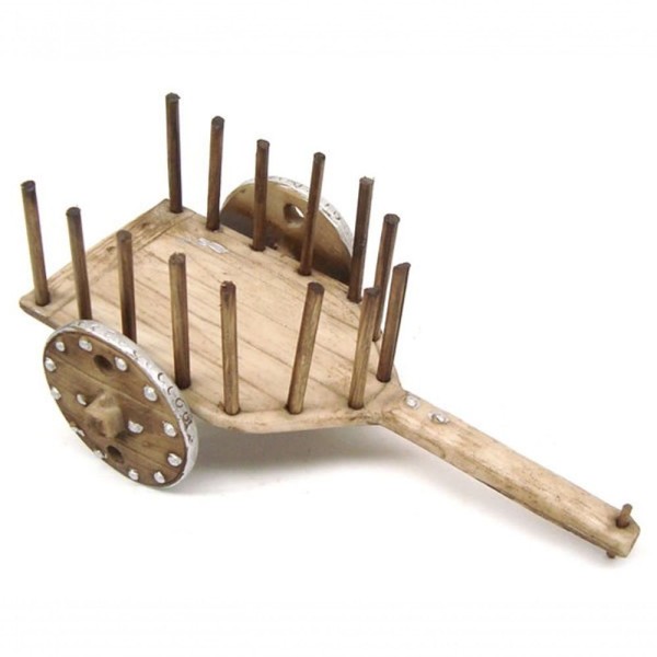 Encontraproduto.com.br - Estatueta Sala Quarto Geek Carro De Boi Resina 14,5x33