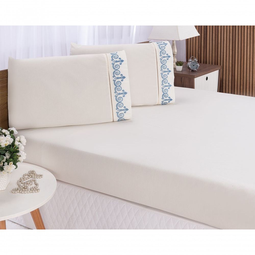 Encontraproduto.com.br - Jogo lençol quarto casal queen bordado 3peças Palha com Azul