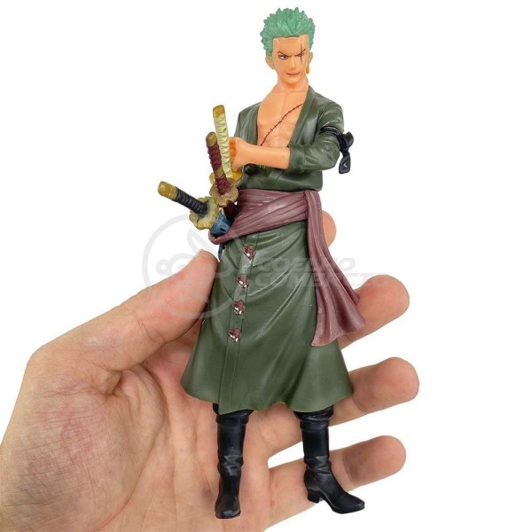 Encontraproduto.com.br - Brinquedo Boneco Action Figure One Piece 18Cm - Roronoa Zoro