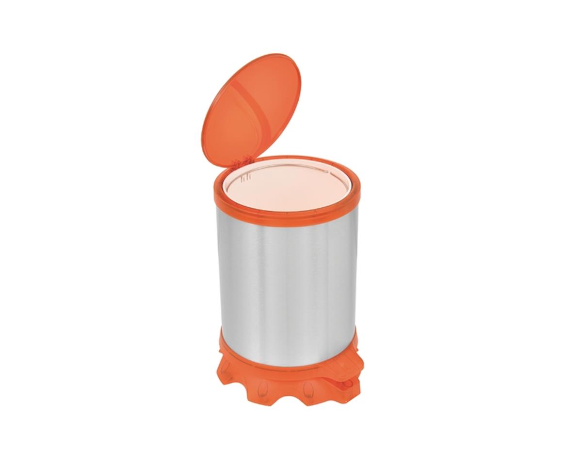 Encontraproduto.com.br - Lixeira Inox Tramontina Sofie Inox Scotch Brite e Detalhes em Plástico Translúcido Laranja com Pedal 5 L