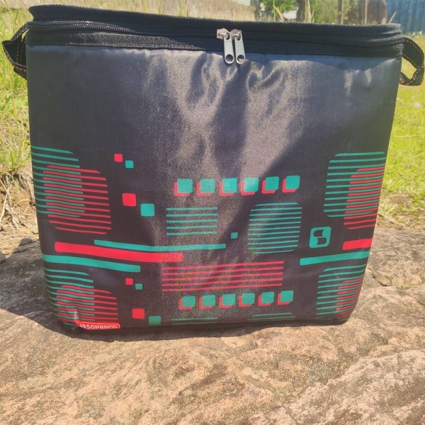Encontraproduto.com.br - Bolsa Térmica com Alça 30 L Vermelho Pop - Soprano
