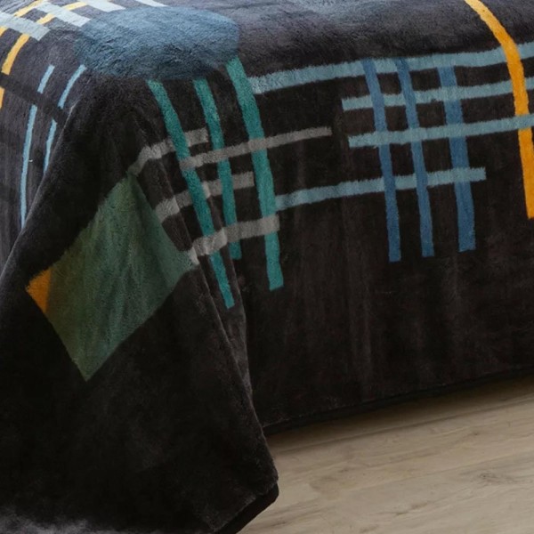 Encontraproduto.com.br - Cobertor Kyor Plus 420g Casal 180x220cm Helsinki Preto Jolitex