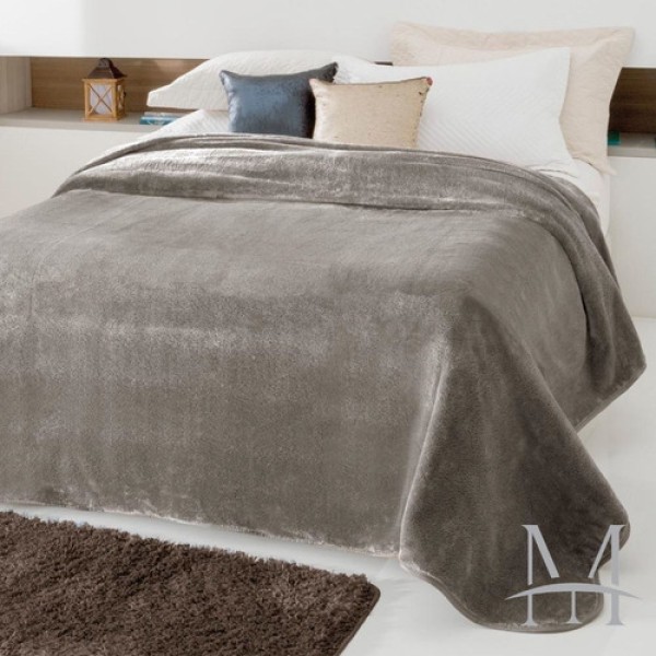 Encontraproduto.com.br - Cobertor Kyor Plus 420g Casal 180x220cm Helsinki Preto Jolitex