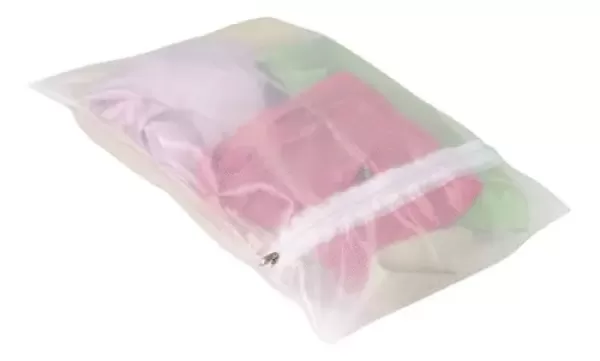 Encontraproduto.com.br - Saco com Zíper para Lavar Roupas Pequeno - Secalux