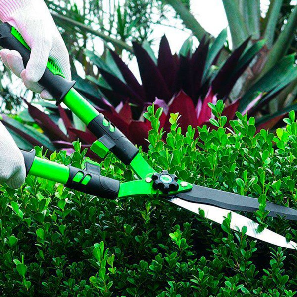 Encontraproduto.com.br - Tesoura Grama Cerca TS-30886 56CM Trapp
