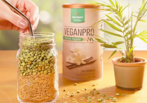Encontraproduto.com.br - Veganpro Fondue Chocolate e Morango 550g - Nutrify