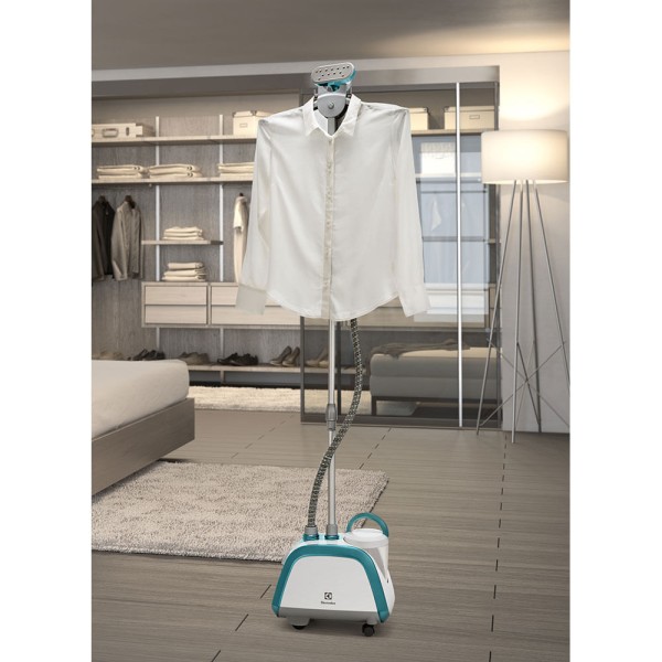 Encontraproduto.com.br - Vaporizador Passadeira de Roupas Electrolux com Vapor Vertical (GST10)