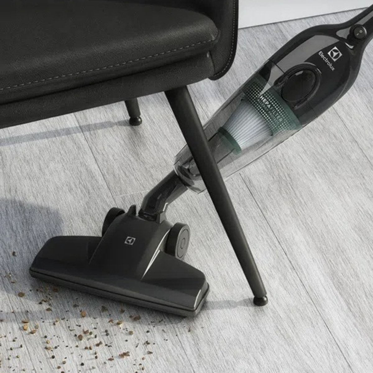 Encontraproduto.com.br - Aspirador de Pó Vertical 1000W PowerSpeed Electrolux 2 em 1 Filtro HEPA Cabo Elétrico 5m (STK12) - 110V